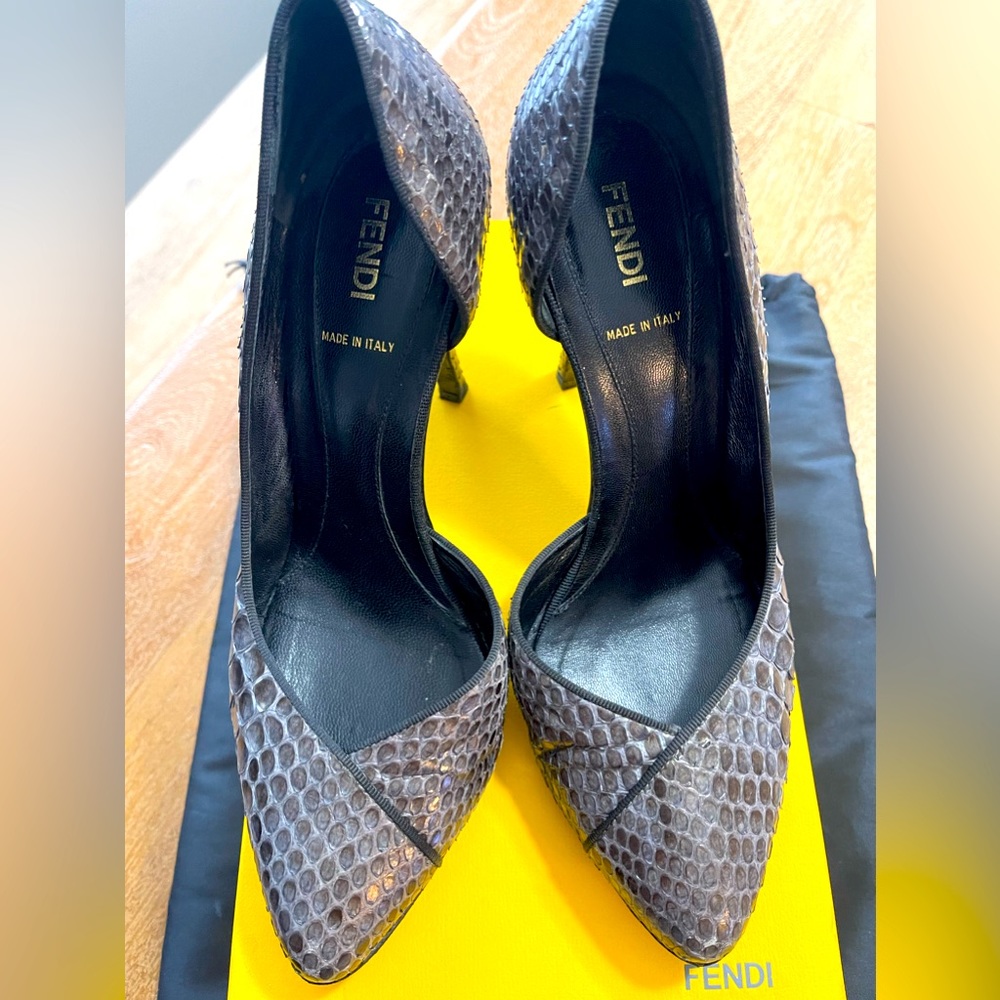 Fendi Python 4” Pumps Size 38.5 - image 1